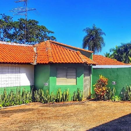 Pousada Recanto Das Maritacas Brotas Exterior foto